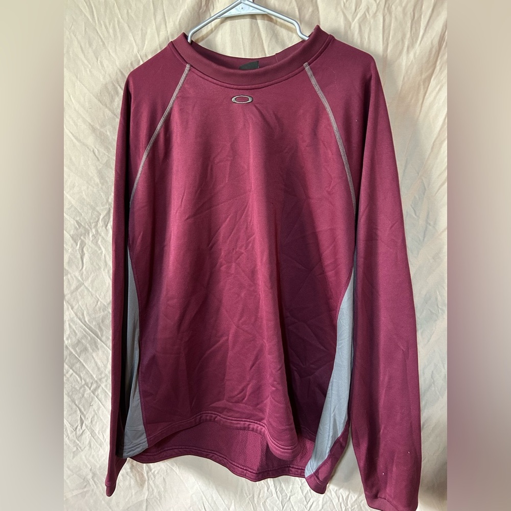 Oakley Crewneck